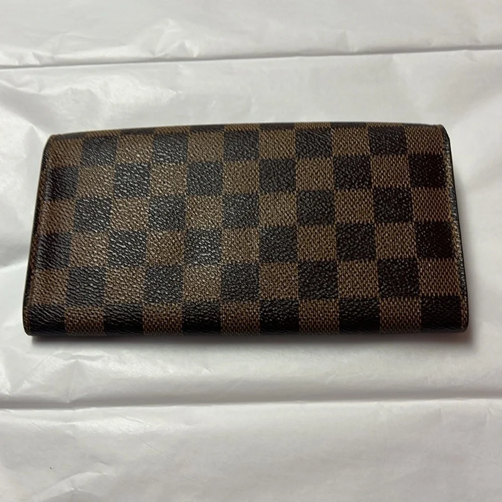 Louis Vuitton Damier Ebene Sarah wallet